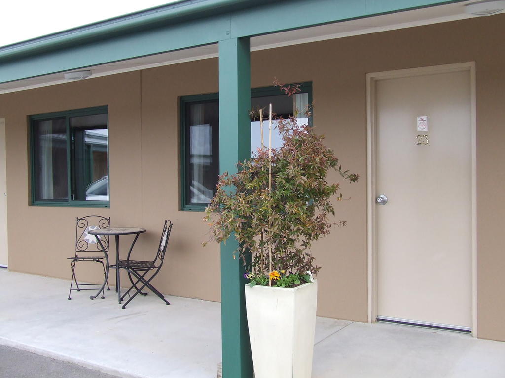 The Bakehouse Motel Goulburn Exterior photo