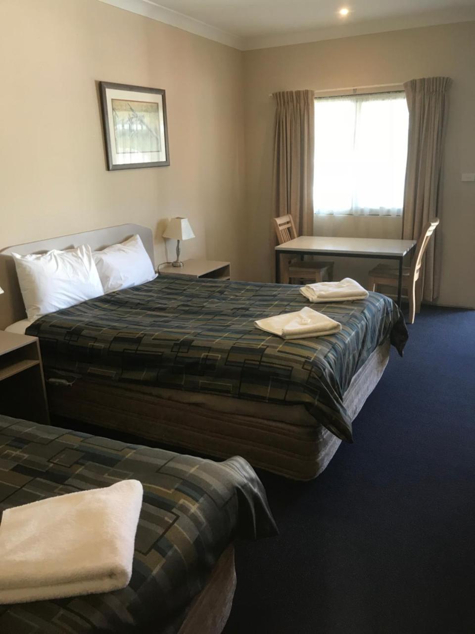 The Bakehouse Motel Goulburn Exterior photo