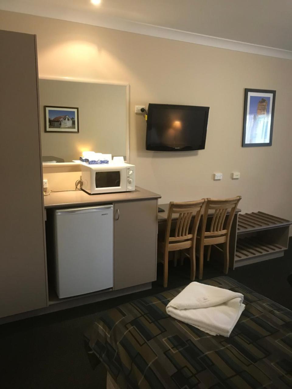 The Bakehouse Motel Goulburn Exterior photo